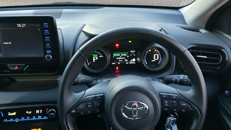 Toyota Yaris 1.5 Hybrid Design 5dr CVT Hybrid Hatchback